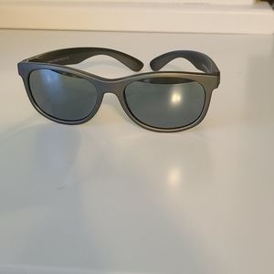 Reks Unbreakable Polarized Sunglasses Gray